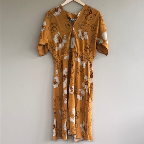 NEW • Tucker • The Market Dress Desert Floral Med - Picture 2 of 5